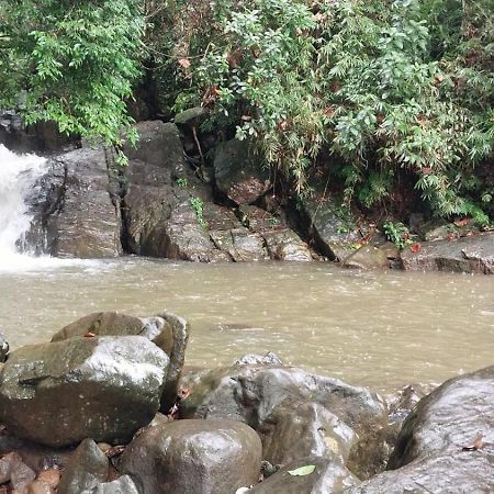 Salmanel Resort Ratnapura Exterior foto